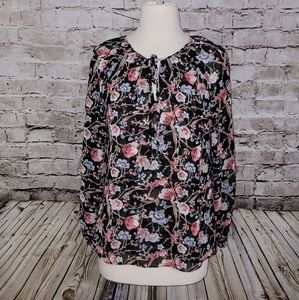 White House Black Market Top Size 2 Floral